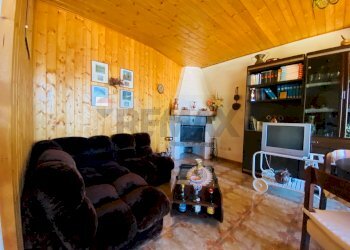 Casa semi indipendente LOCALITA' VILLAGGIO ALPINO 
 Santo Stefano d'Aveto, GE, frazione Villaggio Al Pino, Santo Stefano d'Aveto - foto 28