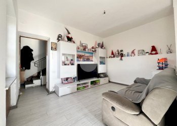 Casa semi indipendente Canton Garda, Ivrea - foto 5