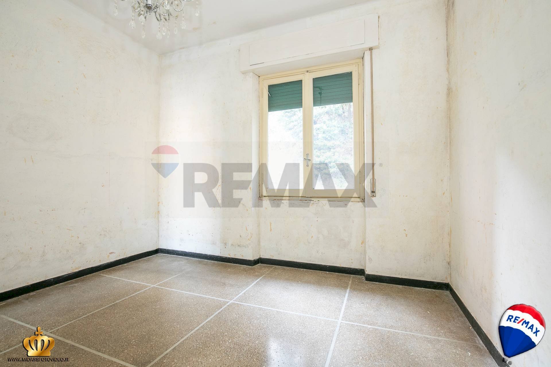 Two-room apartment Via Delle Gavette, 39 
 Marassi, Genova (neighborhood Marassi) - photo 1