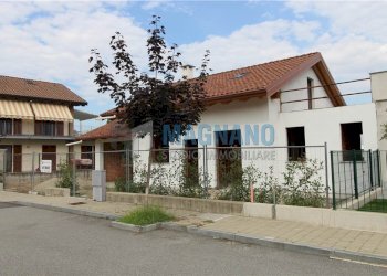 Porzione di casa Cavour - foto 2