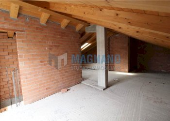 Porzione di casa Cavour - foto 17