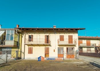 Casa indipendente Salmour - foto 1