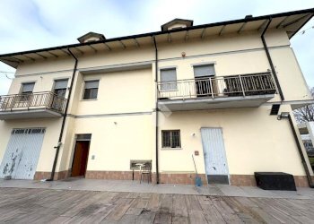 Casa indipendente Via Per S. Felice, Camposanto - foto 2