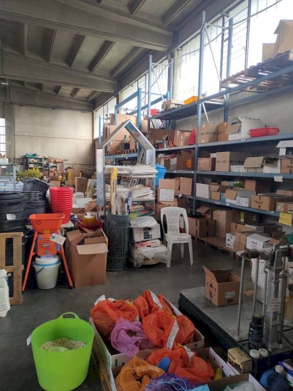 Commercial Activity Vigone - photo 2