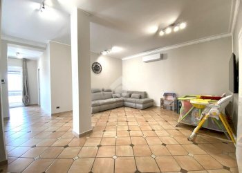 Portion of a house Via A. Vespucci, Grugliasco - photo 1