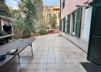 Trilocale VIA MULTEDO DI PEGLI, Genova (zona Pegli) - foto 1