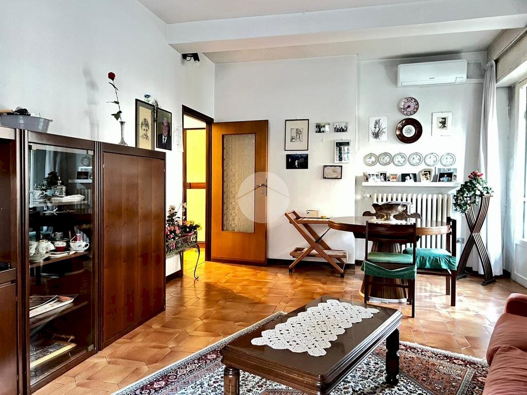 Apartment Via Carlo Alberto Pisani Dossi, Milano (neighborhood Feltre) - photo 3