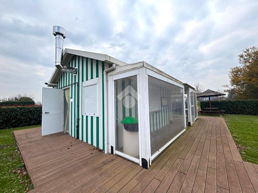 Shop Via Fratelli Biancoli, Ravenna (neighborhood Sant'Alberto) - photo 3