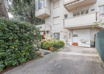 Foto 25 - Quadrilocale Via Viareggio
 
34, Riccione - foto 25