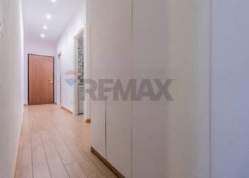 Hall / corridoio - Bilocale Via Ruggero Boscovich
 
26, Milano - foto 20