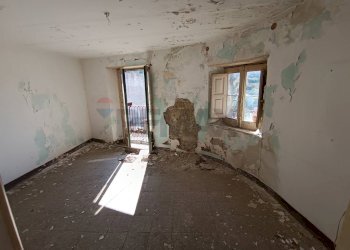 Stanza vuota - Casa indipendente via Cesare Battisti
 
13, Castiglione di Sicilia - foto 6