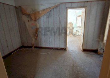 Stanza vuota - Casa indipendente via Cesare Battisti
 
13, Castiglione di Sicilia - foto 9