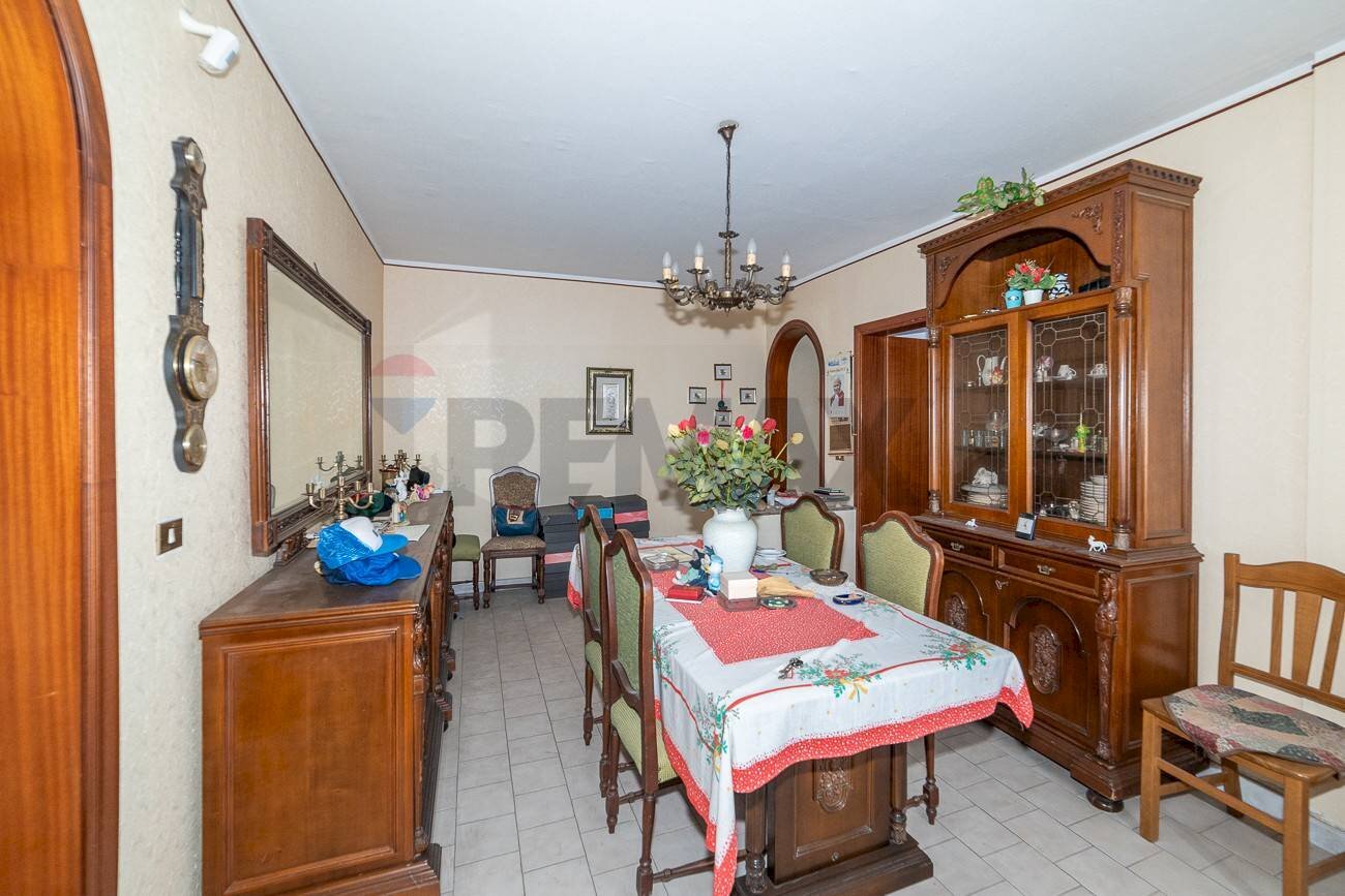 Sala da pranzo - Quadrilocale Viale Moncada
13, Catania - foto 2