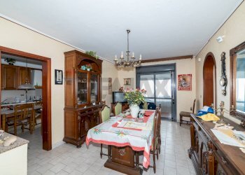 Sala da pranzo - Quadrilocale Viale Moncada
 
13, Catania - foto 1