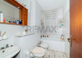 Bagno - Quadrilocale Viale Moncada
 
13, Catania - foto 10