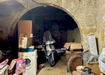 Cantina - Casa indipendente Via Carcere
 
57, Caltagirone - foto 11