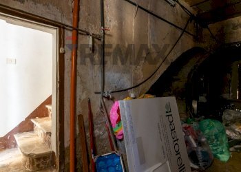 Dispensa di stoccaggio - Casa indipendente Via Carcere
 
57, Caltagirone - foto 23