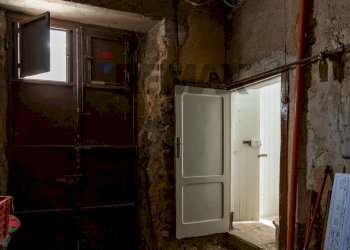 Hall / corridoio - Casa indipendente Via Carcere
 
57, Caltagirone - foto 24