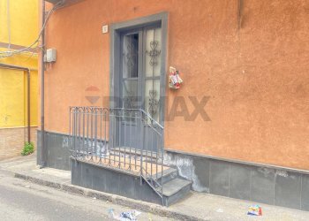 Casa all\'aperto - Bilocale via Plebiscito
 
17, Misterbianco - foto 1