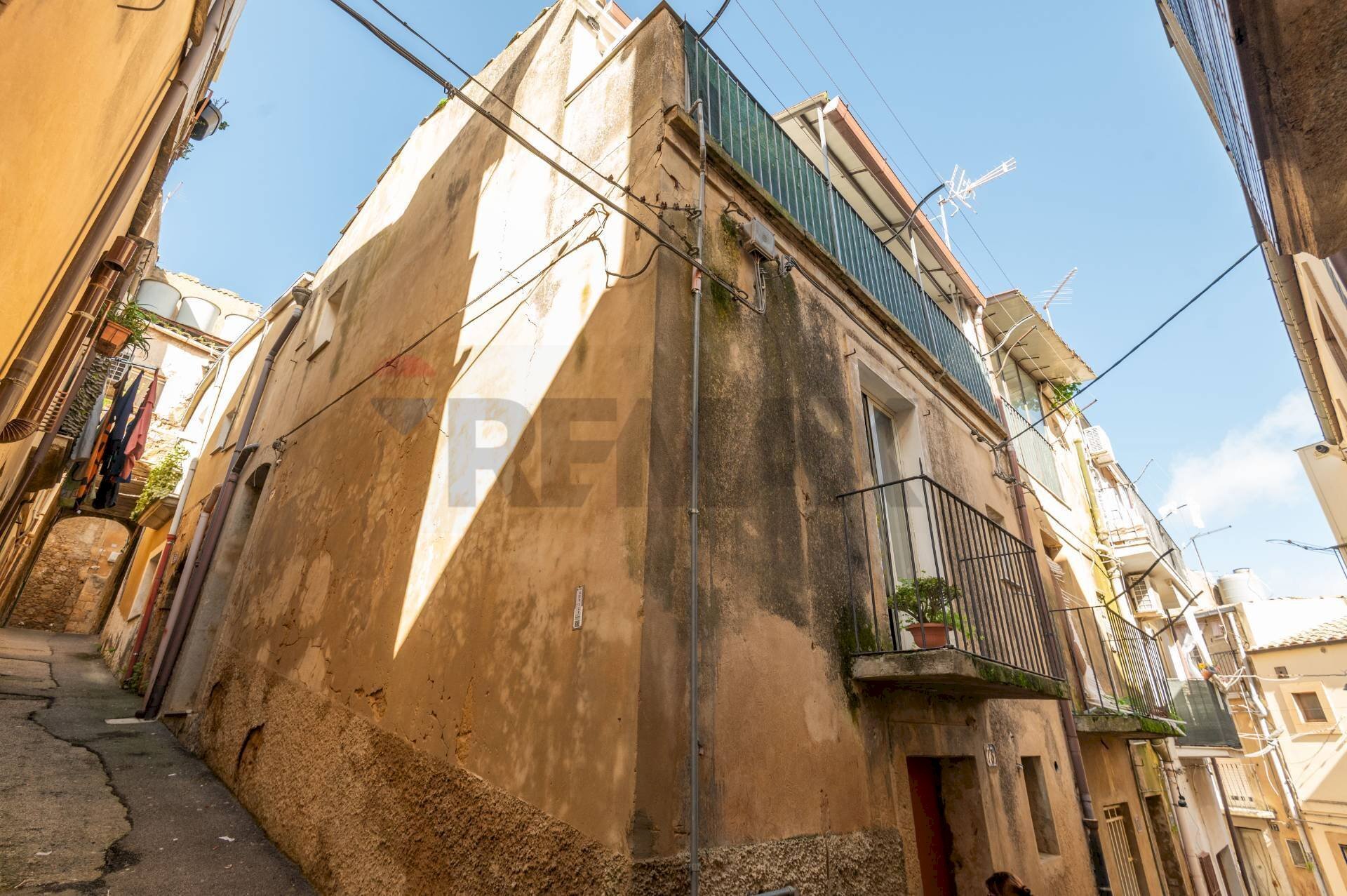 Edificio all\'aperto - Casa indipendente Via Volta Grasso
7, Caltagirone - foto 2