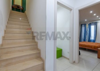 Scale - Casa indipendente Via Volta Grasso
 
7, Caltagirone - foto 4