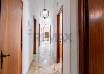 Hall / corridoio - Quadrilocale via Riccardo Wagner
 
33, Acireale - foto 4