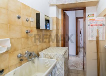 Bagno - Quadrilocale via Riccardo Wagner
 
33, Acireale - foto 9