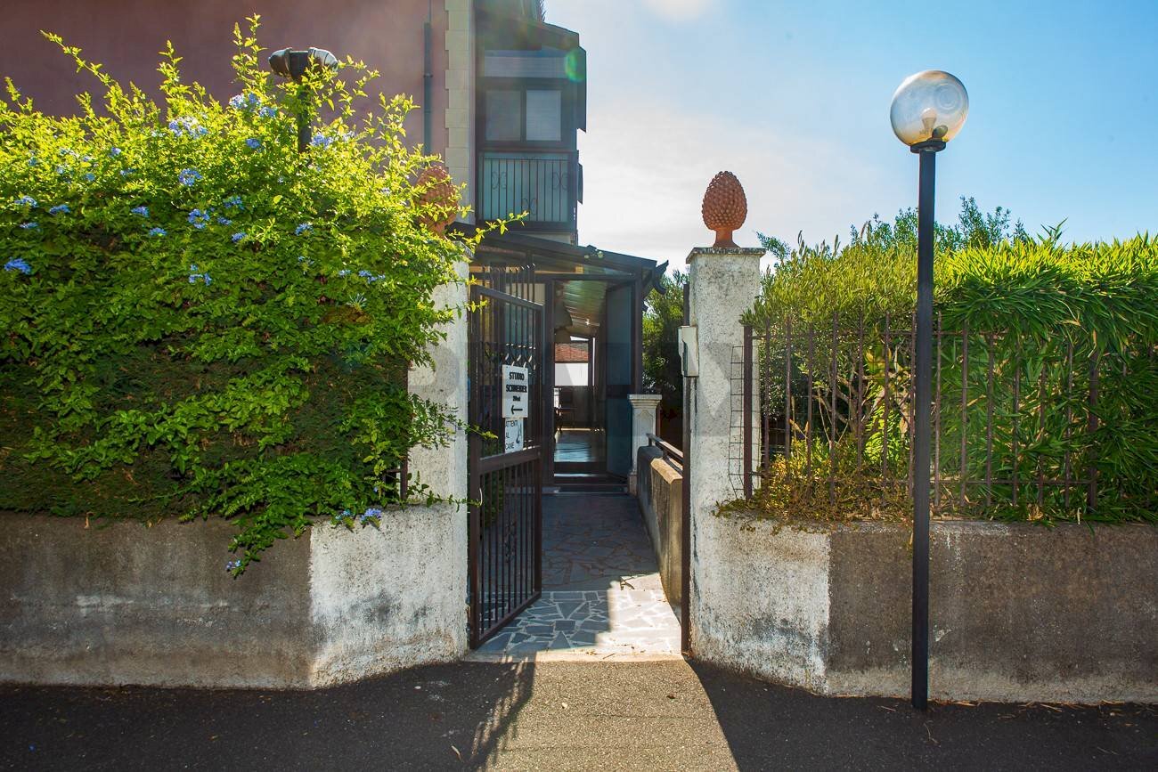 Edificio all\'aperto - Casa semi indipendente via Archimede
 
13, Trecastagni - foto 3