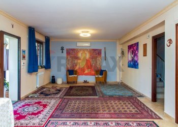 Hall / corridoio - Casa semi indipendente via Archimede
 
13, Trecastagni - foto 6