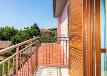 Balcone - Casa semi indipendente via Archimede
 
13, Trecastagni - foto 24