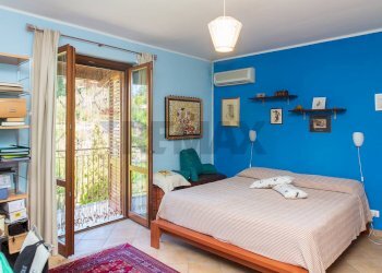 Camera / camera da letto - Casa semi indipendente via Archimede
 
13, Trecastagni - foto 26