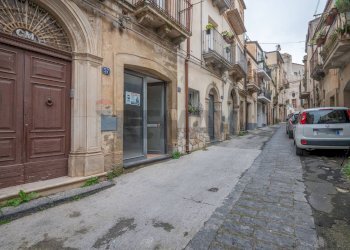 Edificio all\'aperto - Magazzino via ex matrice
 
59, Caltagirone - foto 9