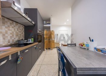 Cucina - Bilocale Roma - foto 17