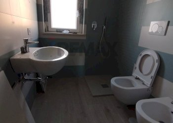 Bagno - Semi-detached house via Gladioli
 
7, Nettuno - photo 5