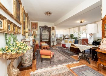 Soggiorno - Attico Via Vincenzo Monti
 
1, Catania - foto 1