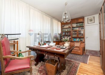 Sala da pranzo - Attico Via Vincenzo Monti
 
1, Catania - foto 21