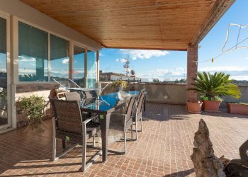 Terrazza - Attico Via Vincenzo Monti
 
1, Catania - foto 33