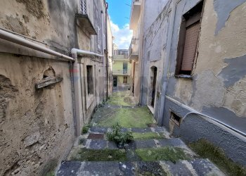 Giardino - Independent house Ronco Cernaia
 
3, Melilli - photo 6