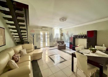 Sala da pranzo - Casa indipendente SOLFERINO
 
89, Canicattini Bagni - foto 2