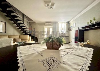 Soggiorno - Casa indipendente SOLFERINO
 
89, Canicattini Bagni - foto 3