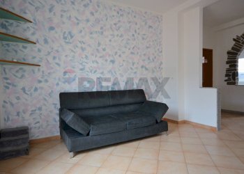 Soggiorno - Quadrilocale via Chiabrera
 
1, Carcare - foto 19