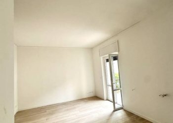 Camera da letto - Trilocale via Camillo Biseo, Brescia - foto 5