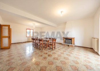 Sala da pranzo - Rustico Località Banditaccia, Faleria - foto 10