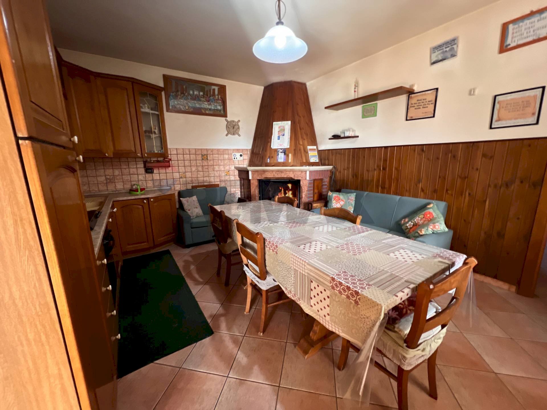 Sala da pranzo - Casa indipendente C/da Bufalara
 
12, Castelpagano - foto 3