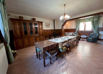 Sala da pranzo - Casa indipendente C/da Bufalara
 
12, Castelpagano - foto 5