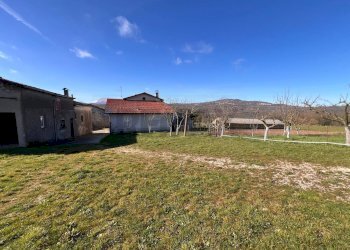 Giardino - Casa indipendente C/da Bufalara
 
12, Castelpagano - foto 36