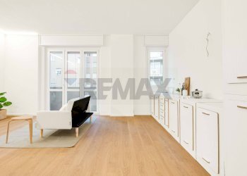 Soggiorno - Quadrilocale Viale Diaz
 
36, Busto Arsizio - foto 7