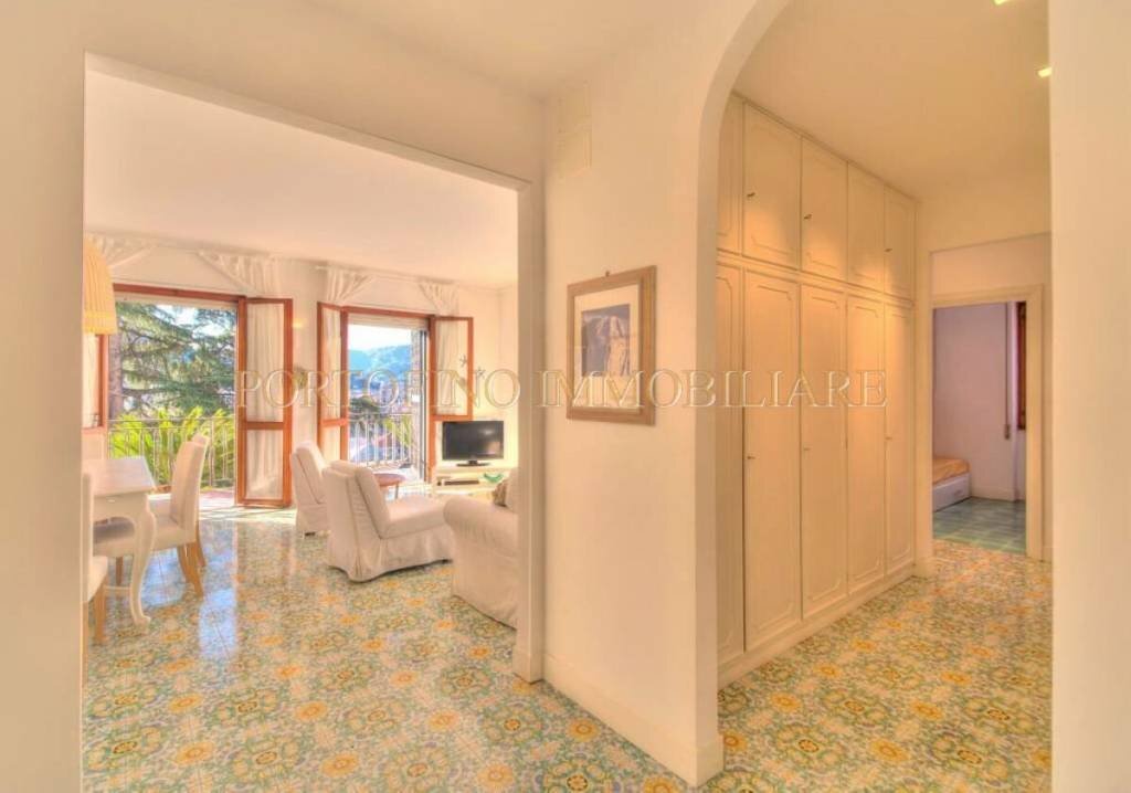 Salone - Appartamento via Don Giovanni Minzoni, 5, Rapallo - foto 1