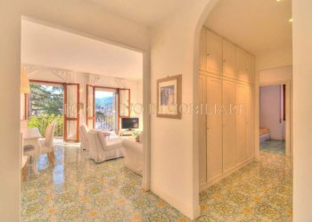 Salone - Appartamento via Don Giovanni Minzoni, 5, Rapallo - foto 1