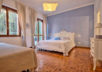 Camera da letto - Appartamento via Don Giovanni Minzoni, 5, Rapallo - foto 36